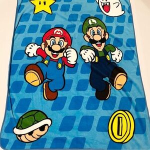 2013 Nintendo Super Mario Kids Blanket 60" x 45"
